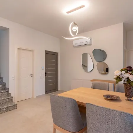 Aurelia * Vromonérion