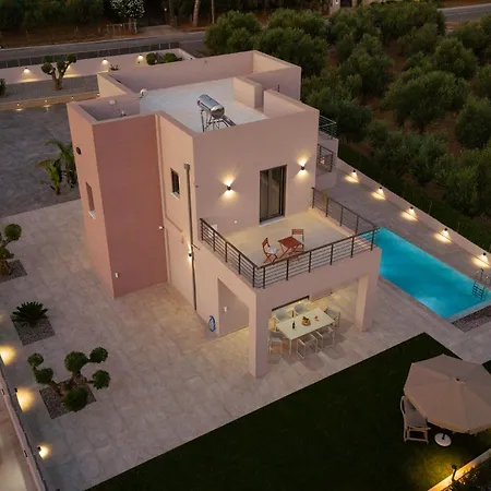 Aurelia Βίλα Βρωμονέρι