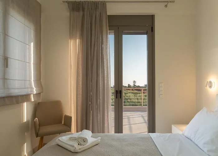 Aurelia Villa Vromonérion